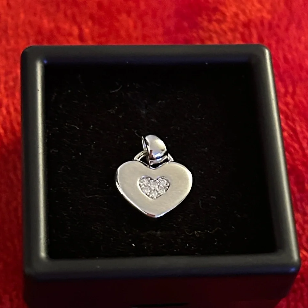 Luxury‎ Moissanite Diamond Heart Pendant